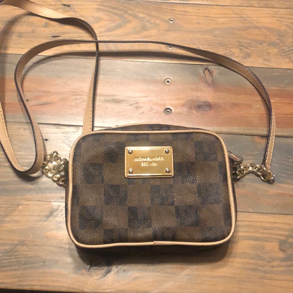Authentic Michael Kors mini crossbody bag